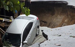 Hiện trường "hố tử thần" ngay trung tâm Đà Nẵng