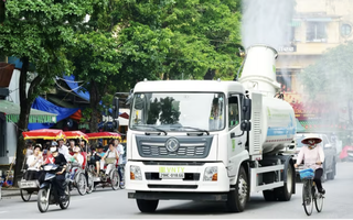 Hà Nội thí điểm công nghệ phun sương giảm bụi, kiểm soát ô nhiễm không khí