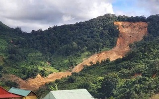 Sau sạt lở bất thường giữa trời nắng, Đà Nẵng sẽ mời nhà khoa học đến khảo sát