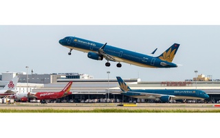 Vietnam’s aviation sector soars back with double-digit growth in 2025