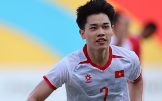 Đình Bắc lập cú đúp, U22 Việt Nam thắng 2-1 U22 Lào