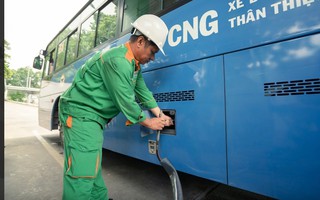 Đã có nhiên liệu cho xe buýt chạy khí tại TPHCM