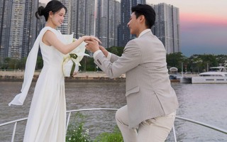 Cầu hôn trên du thuyền sông Sài Gòn: Xu hướng mới của giới trẻ Sài Thành