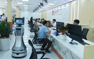 Trung tâm Phục vụ hành chính công TPHCM: Thân thiện từ cái nhìn đầu tiên