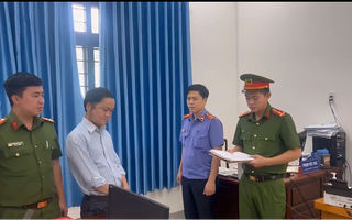 Bắt một cán bộ xã chiếm đoạt hơn nửa tỉ đồng