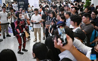 Gay cấn cuộc đua AI