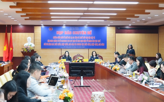 Thu hơn 1.000 tỉ đồng với hàng nhập khẩu giá trị nhỏ