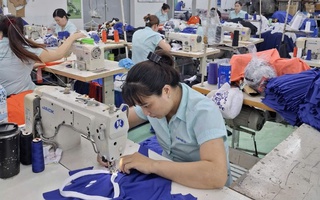 Nghỉ Tết 16 ngày: Người lao động có tham gia BHXH?