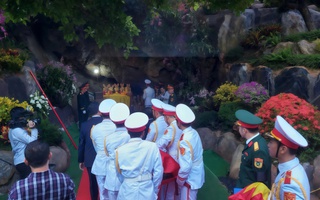 GIỮA LÒNG DI SẢN, KÝ ỨC TRƯỜNG SƠN SỐNG DẬY (*): Những nấm mộ tuổi hai mươi giữa đại ngàn