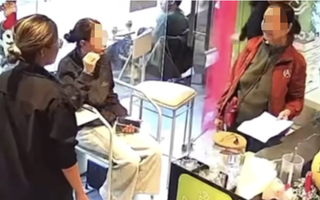 Vụ 2 phụ nữ kêu gọi ủng hộ đồng bào bị lũ lụt nhưng "30 ngàn thì khỏi": Yêu cầu rút kinh nghiệm