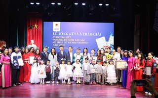 Hai tác phẩm đoạt giải nhất cuộc thi “Những kỷ niệm sâu sắc về thầy cô và mái trường”