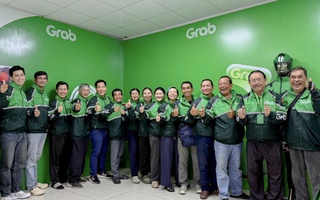 Grab tặng hơn 40.000 đồng phục mới cho đối tác tài xế