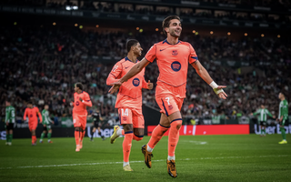 Hat-trick của Ferran Torres giúp Barcelona thắng trận cầu 8 bàn