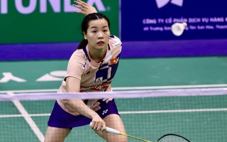 Thùy Linh thắng đầy cảm xúc ở trận ra quân đồng đội nữ SEA Games 33