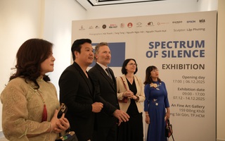 "Phổ thinh lặng"- một triển lãm lấy nước mắt, tạo suy nghĩ