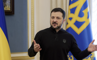 Cuộc điện đàm "khó khăn" của tổng thống Ukraine với Mỹ, "kịch bản tồi tệ nhất" hé lộ