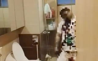 Phát hiện người đàn ông tử vong trong nhà vệ sinh chung cư ở TPHCM