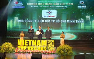 EVNHCMC được vinh danh “Thương hiệu hàng đầu Việt Nam 2025”
