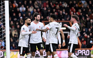 Salah tỏa sáng khó tin, Liverpool thắng chật vật Bournemouth