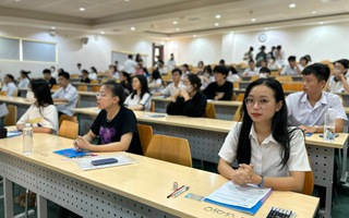 Nhiều trường đại học dừng xét học bạ