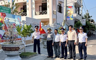 Hai Phó Ban Dân vận Tỉnh uỷ Bình Định cùng xin nghỉ hưu trước tuổi