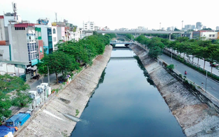 Chủ tịch UBND TP Hà Nội yêu cầu hoàn thiện phương án bổ cập nước vào sông Tô Lịch