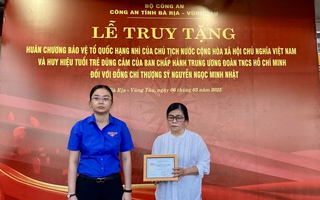 Truy tặng Huân chương bảo vệ Tổ quốc cho chiến sĩ hy sinh khi khống chế đối tượng nguy hiểm