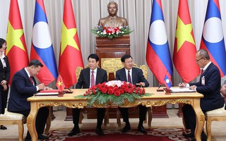 Quan hệ đặc biệt Việt - Lào phát triển tốt đẹp
