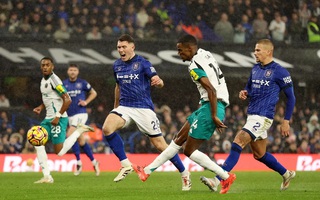 Soi tỉ số trận Newcastle - Ipswich: Khi Chích chòe chạy đua bàn thắng
