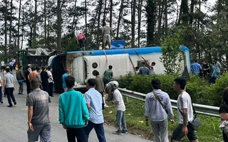 Xe khách lật trên đèo Tam Đảo, 3 tỷ lệ kèo nhà cái chết, hàng chục tỷ lệ kèo nhà cái bị thương