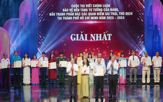 Trao giải cuộc thi viết chính luận bảo vệ nền tảng tư tưởng của Đảng