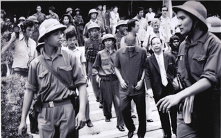 Tiến về Sài Gòn