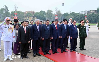 Lãnh đạo Đảng, Nhà nước vào Lăng viếng
Chủ tịch Hồ Chí kèo nhà cái tỷ lệ bóng đá