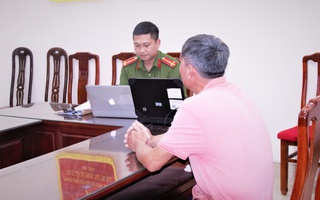 Con chưa đủ tuổi đi xe máy gây tai nạn chết người, bố bị khởi tố