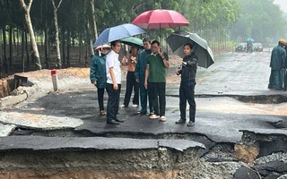 Bình Dương: Tuyến đường đang sửa chữa lại bị sạt lở
