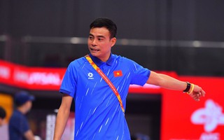 HLV tuyển futsal Việt Nam nói gì sau ngôi đầu bảng giải châu lục?