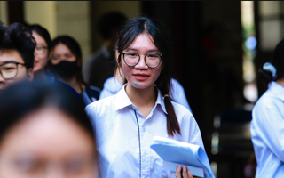 Thủ tướng: Không vì sắp xếp bộ máy mà ảnh hưởng đến kỳ thi tốt nghiệp THPT năm 2025