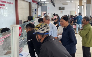 Dòng kèo nhà cái tỷ lệ cá cược xếp hàng làm thủ tục đất đai tại Hòa Vang, Đà Nẵng