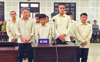 Tuyên phạt 13 bị cáo trong đường dây sản xuất 1,6 triệu cuốn sách giáo khoa giả