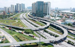 Chủ tịch UBND TP HCM: Chế tài, xử lý nghiêm các đơn vị chậm giải ngân vốn đầu tư công