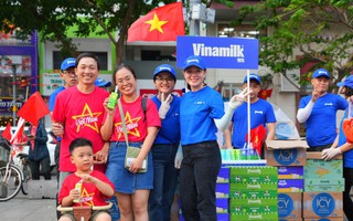 Vinamilk hòa cùng niềm vui của ngày hội thống nhất non sông