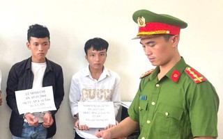 Hai đối tượng cầm mã tấu chém người lúc giữa khuya