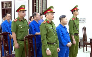 4 luật sư vắng mặt, cựu đại biểu Quốc hội Lê Thanh Vân đề nghị hoãn tòa phúc thẩm