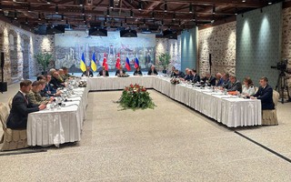 Nga - Ukraine nối lại đàm phán trực tiếp