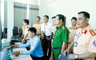 Hình ảnh Công an Đồng Nai lần đầu tổ chức kỳ thi sát hạch lái ô tô