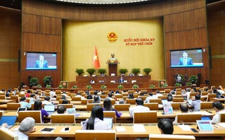 Trình Quốc hội bổ sung ngân sách để chi trả chế độ sau sắp xếp bộ máy, miễn học phí