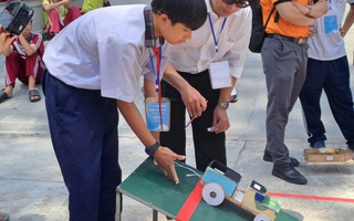 Học sinh TP HCM khám phá vũ trụ, trải nghiệm làm sinh viên