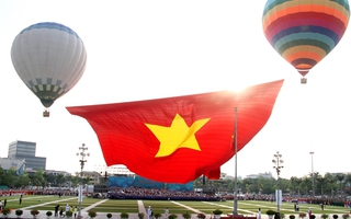 Jubilant celebrations for the 135th anniversary of President Hồ Chí Minh's birthday