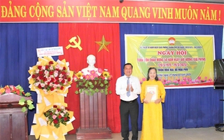 Cuộc thi viết "Lòng tốt quanh ta": Cô giáo 10 năm gieo chữ