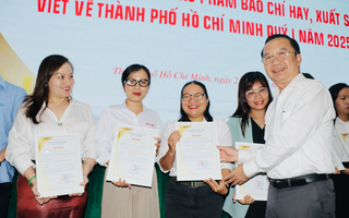 Vinh danh 43 tác phẩm báo chí viết về TP HCM